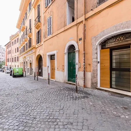 Coliseum Apartman Róma